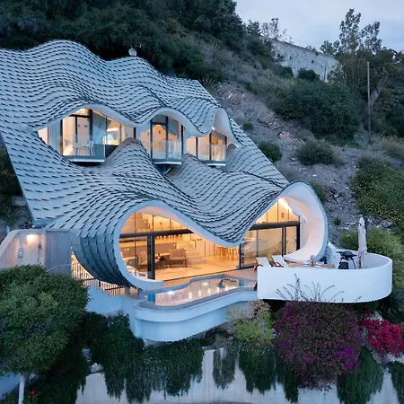 Casa Acantilado Villa